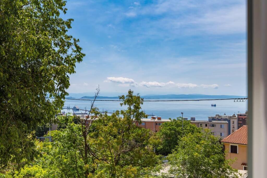 Crystal Apartment Rijeka Luaran gambar