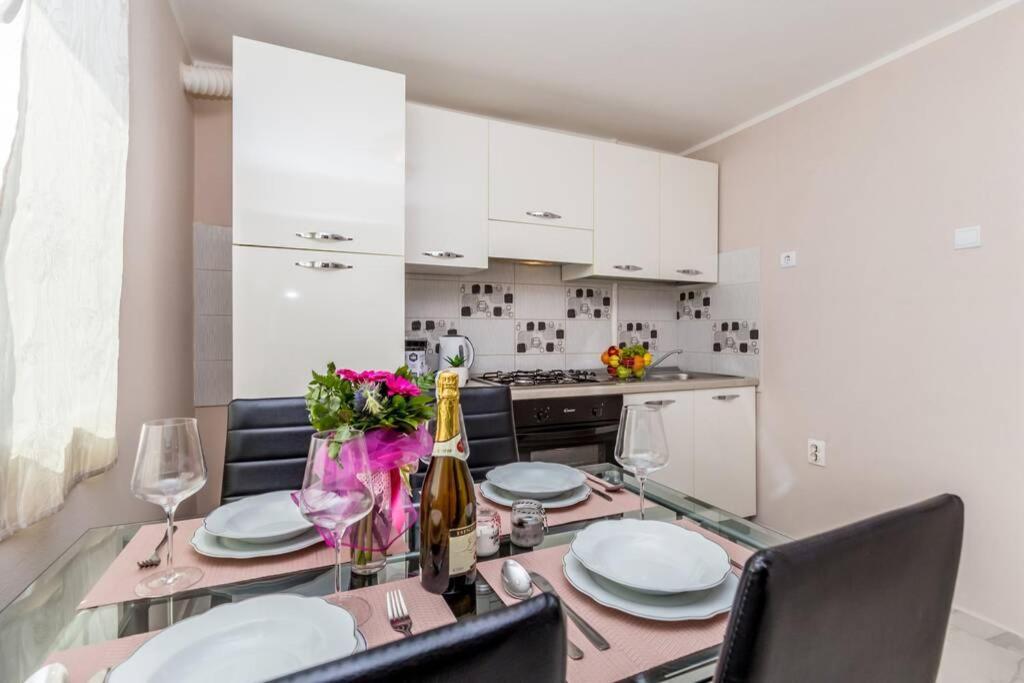Crystal Apartment Rijeka Luaran gambar